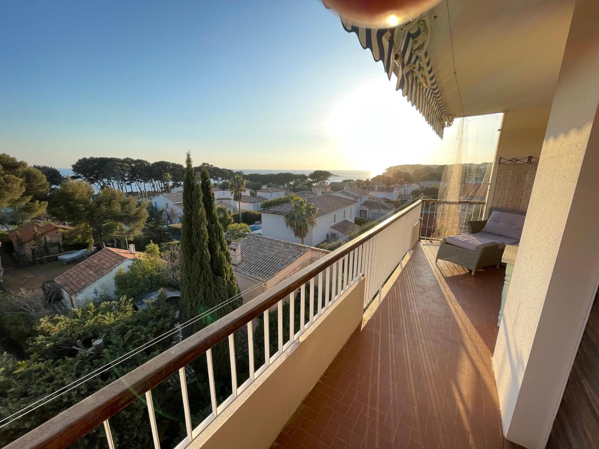 Appartement T3 Terrasse Vue Mer Bandol Exterior photo